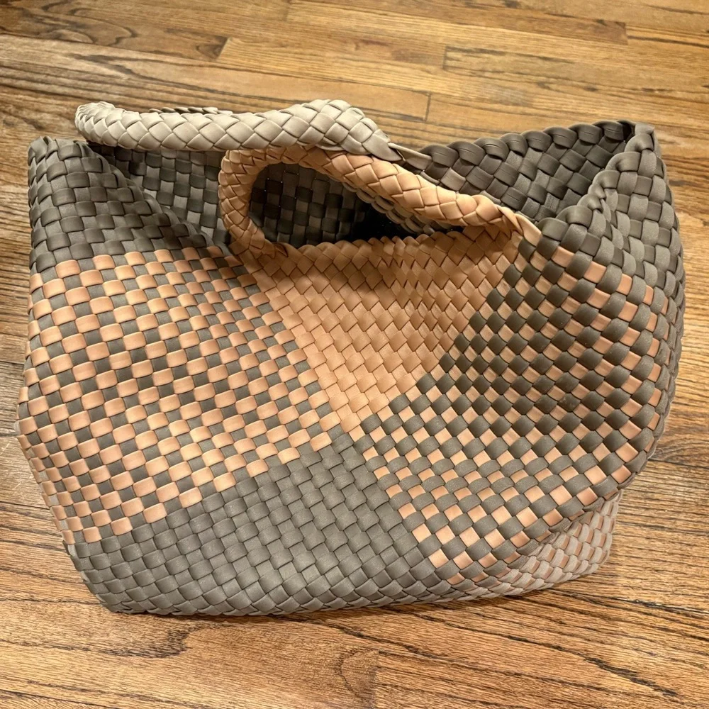 Naghedi St Barths Medium Tote in Graphic Geo - Picture 3 of 16
